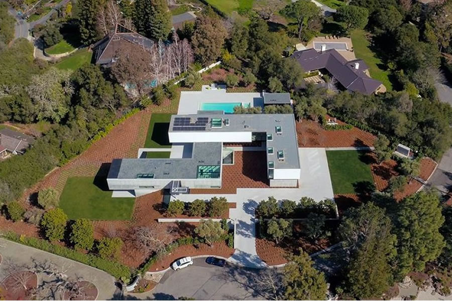 96 Ridge View Drive Aerial